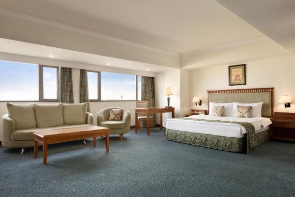 Отель Ramada by Wyndham Ташкент