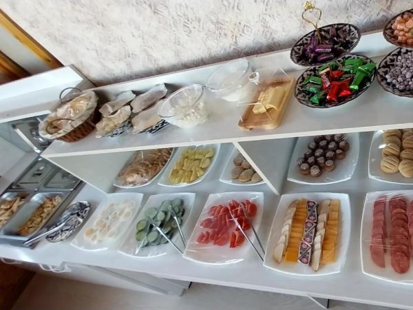 Nazira Guest House