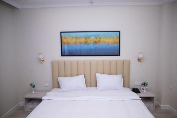 Turon Lux Hotel