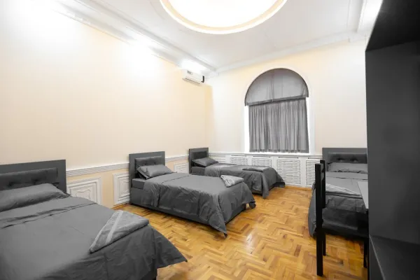 New Friends Mini-Hotel