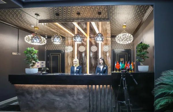 Tinchlik Plaza Hotel