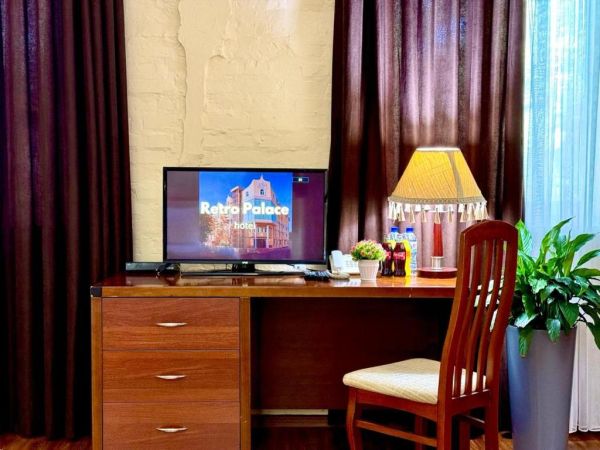 Retro Palace
