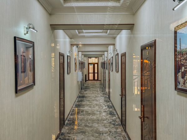 Pakhlavon Hotel