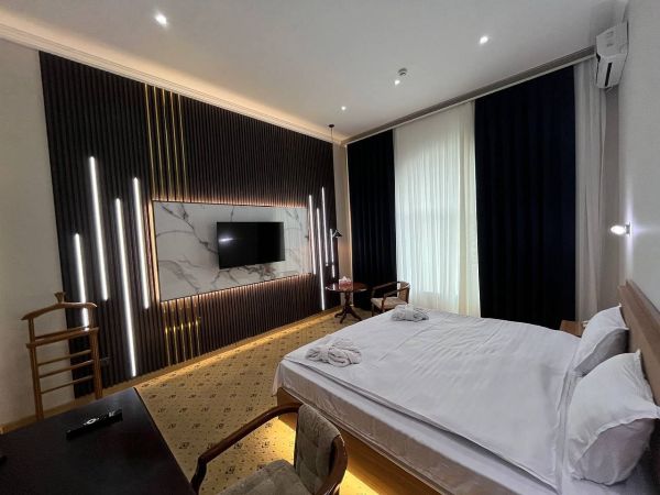 Royal Palace Hotel