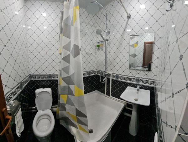 Status House