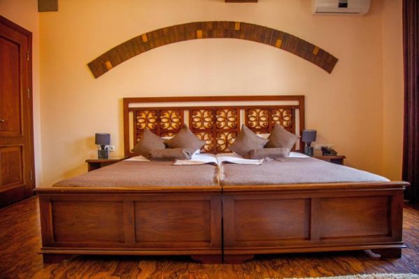 Platan Hotel