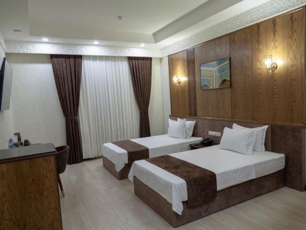 Paradise Plaza Luxury Hotel