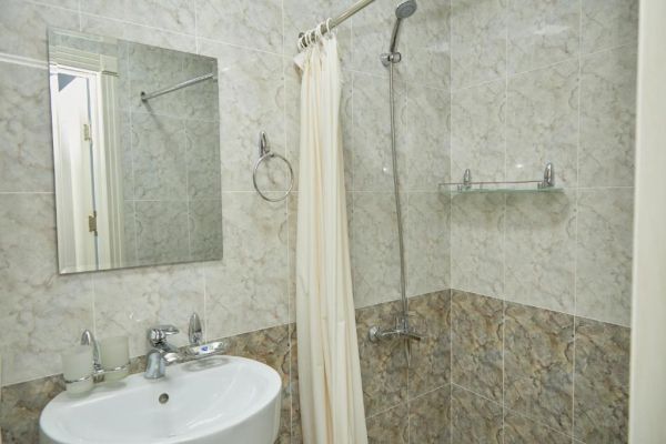 Muqaddas Hotel