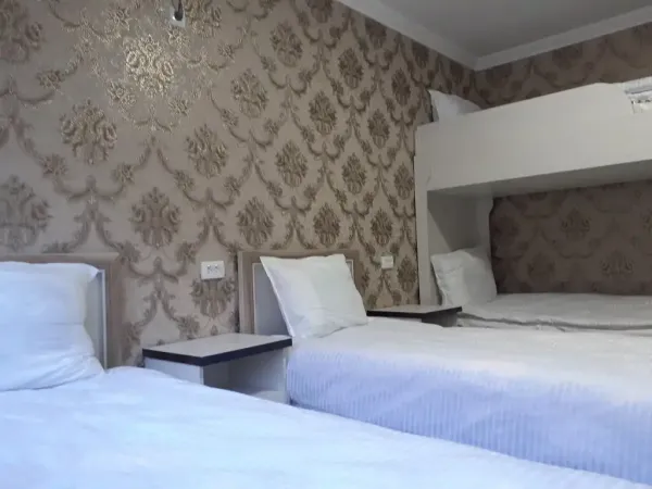 Asdiqa Hotel