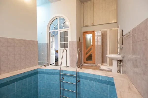 New Friends Mini-Hotel