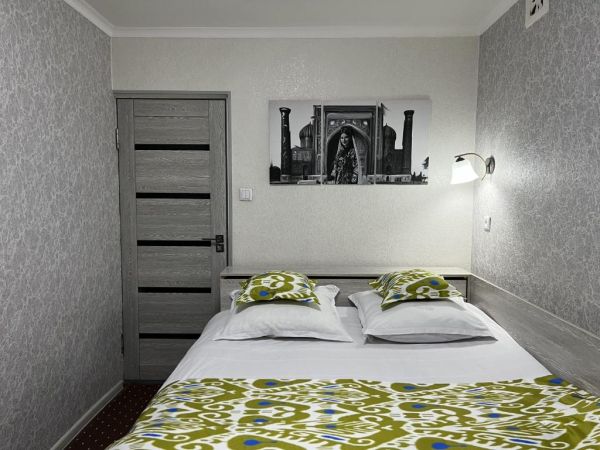 Status House
