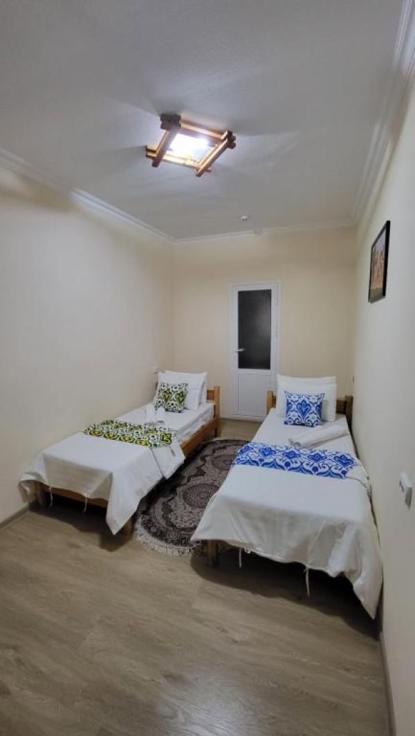 Alisher Hotel