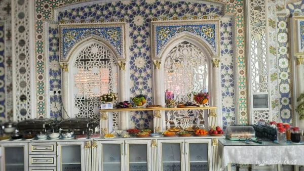 Hotel Bibikhanum