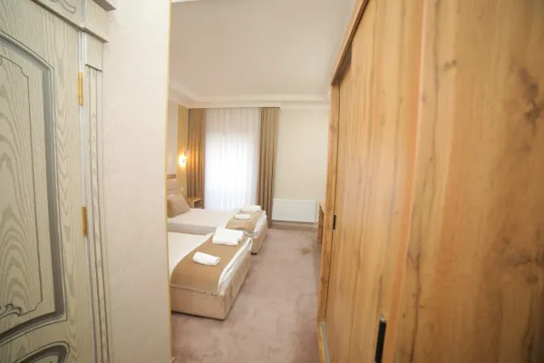 Hotel Tinchlik Plaza