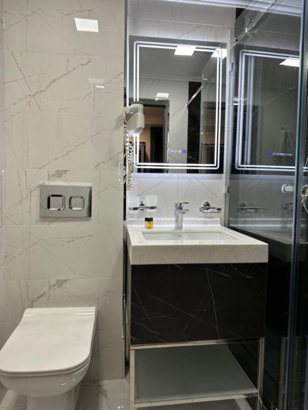 Astor Hotel