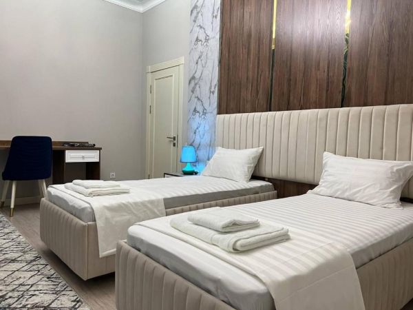 Nur Makon Hotel