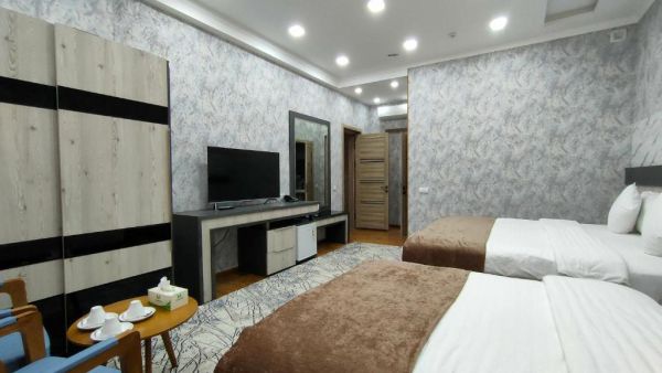 Hotel Ada