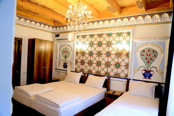 Meros Hotel