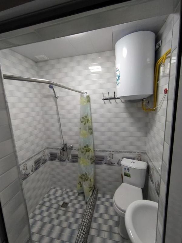 HOSTEL CHINOR