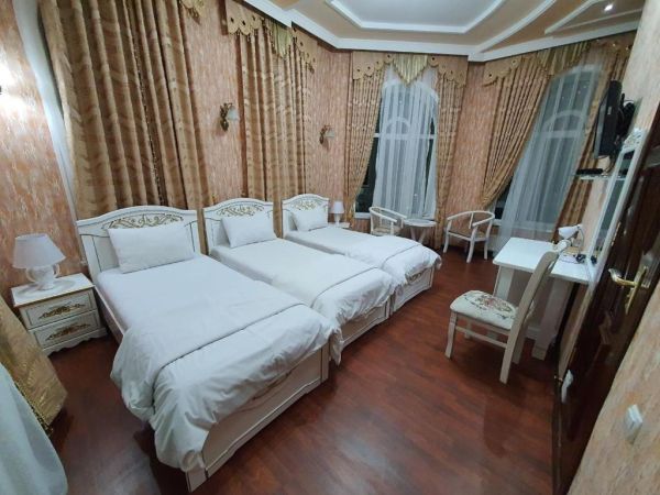 Ideal Hotel