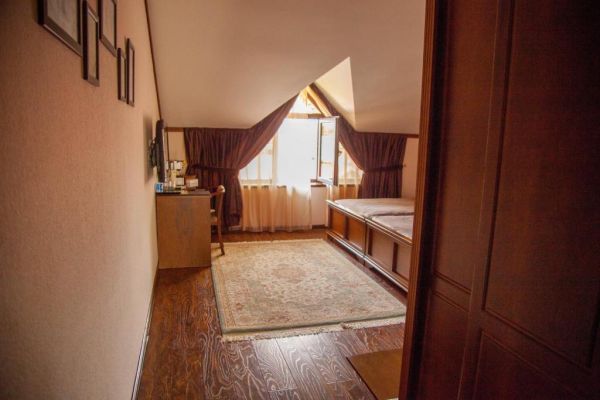 Platan Hotel