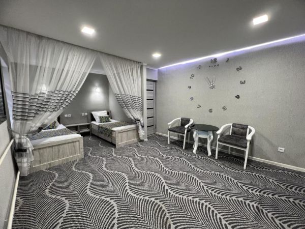 Status House