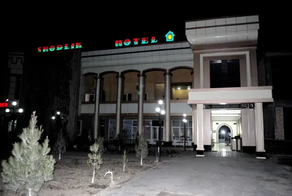 Shodlik Hotel