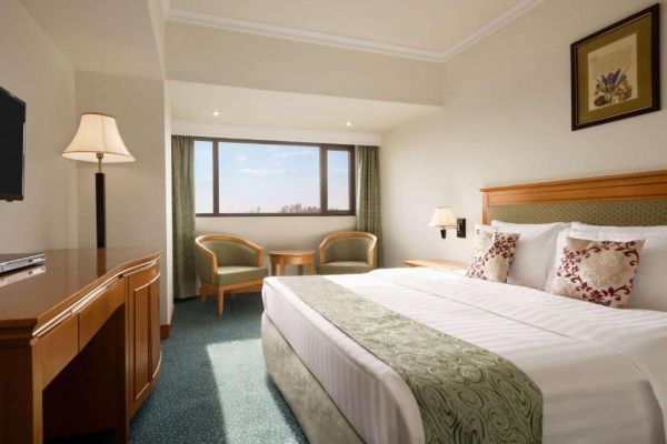 Отель Ramada by Wyndham Ташкент