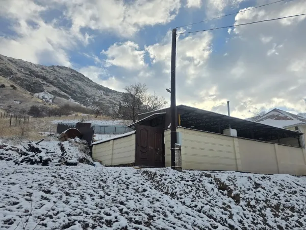 Mamuras Chimgan Mountain Guesthouse - Entire Dacha