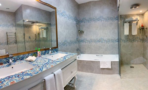 Ikat Villa