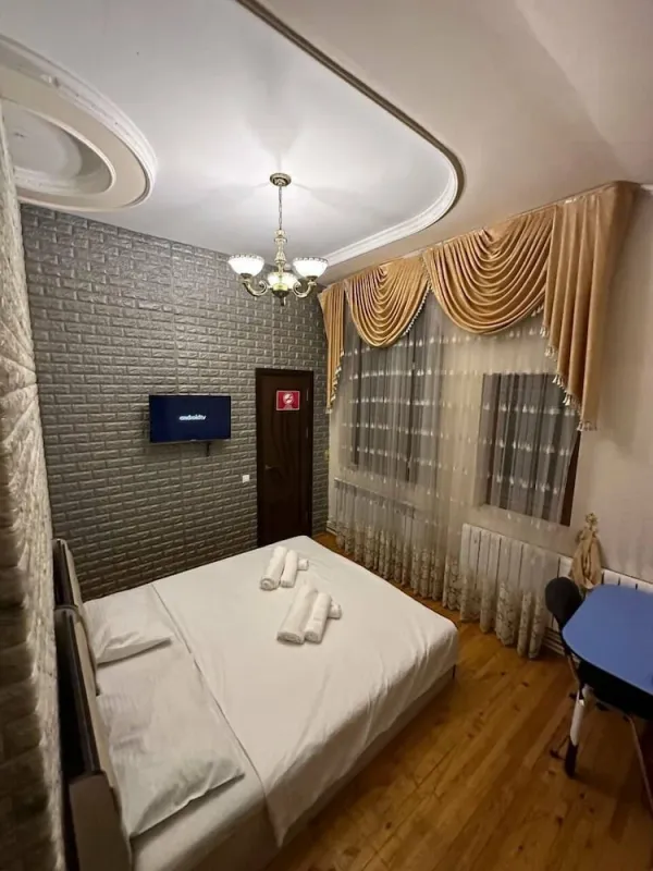 Next Hotel