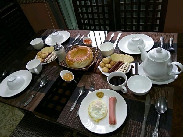 亚斯敏酒店