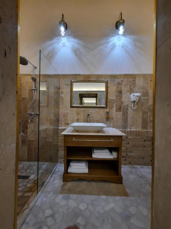 Marhaba boutique Madrasah 15th-16th century