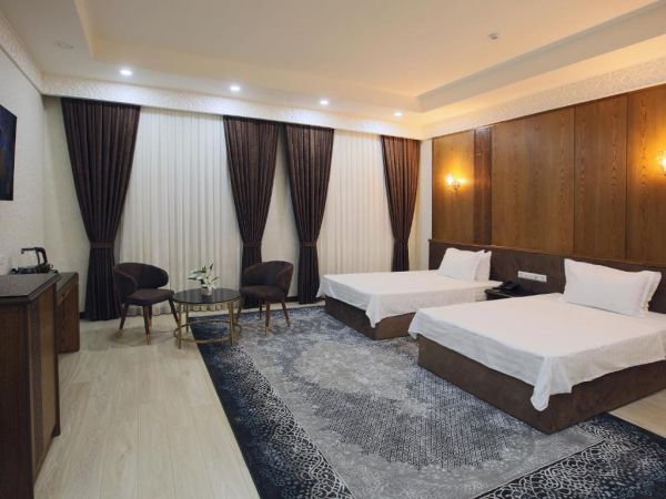 Paradise Plaza Luxury Hotel