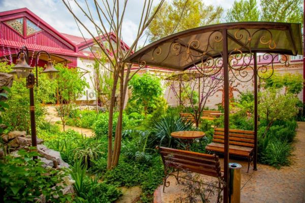 Platan Hotel