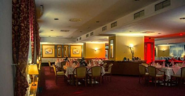Shodlik Palace Hotel