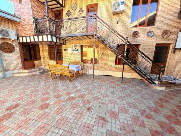 Sherxan House