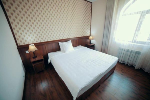 Hotel Erkin Palace