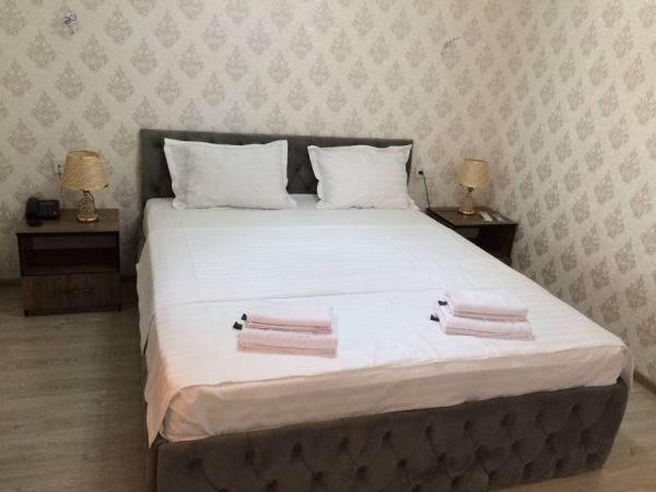 Usmon Khuja Hotel