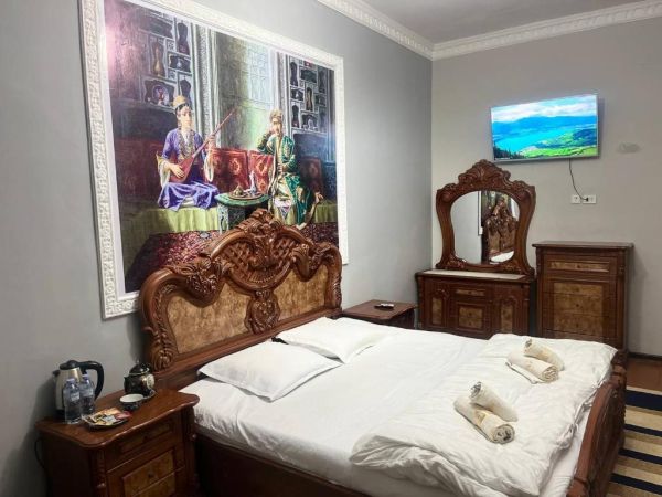 ZARIN Guest House B&B