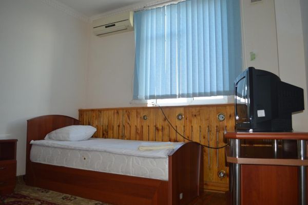 Kizil-Kum Hotel