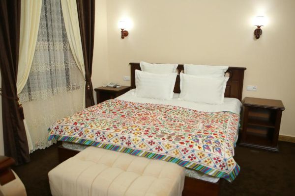 Boulevard Palace