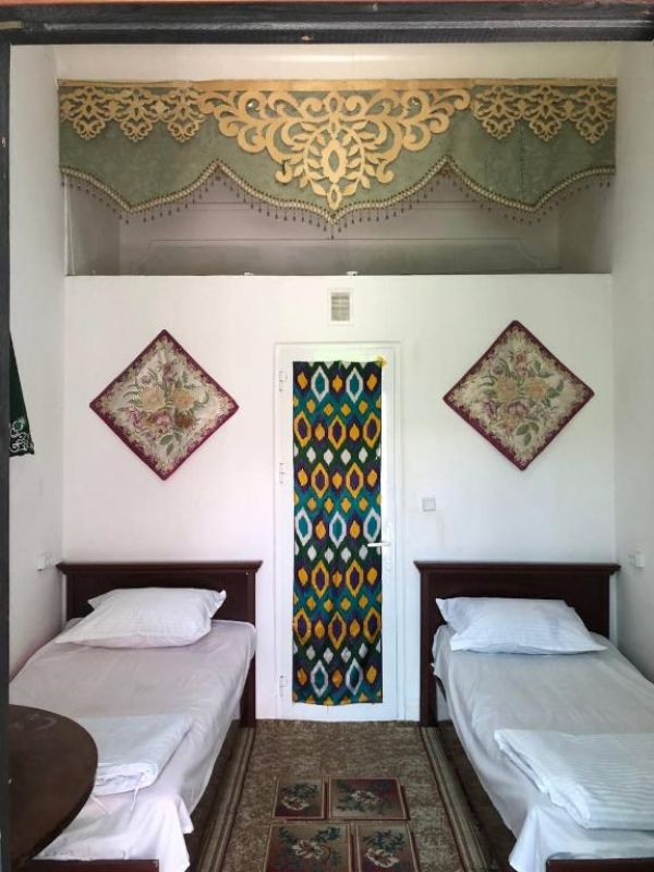 Khan Rooms