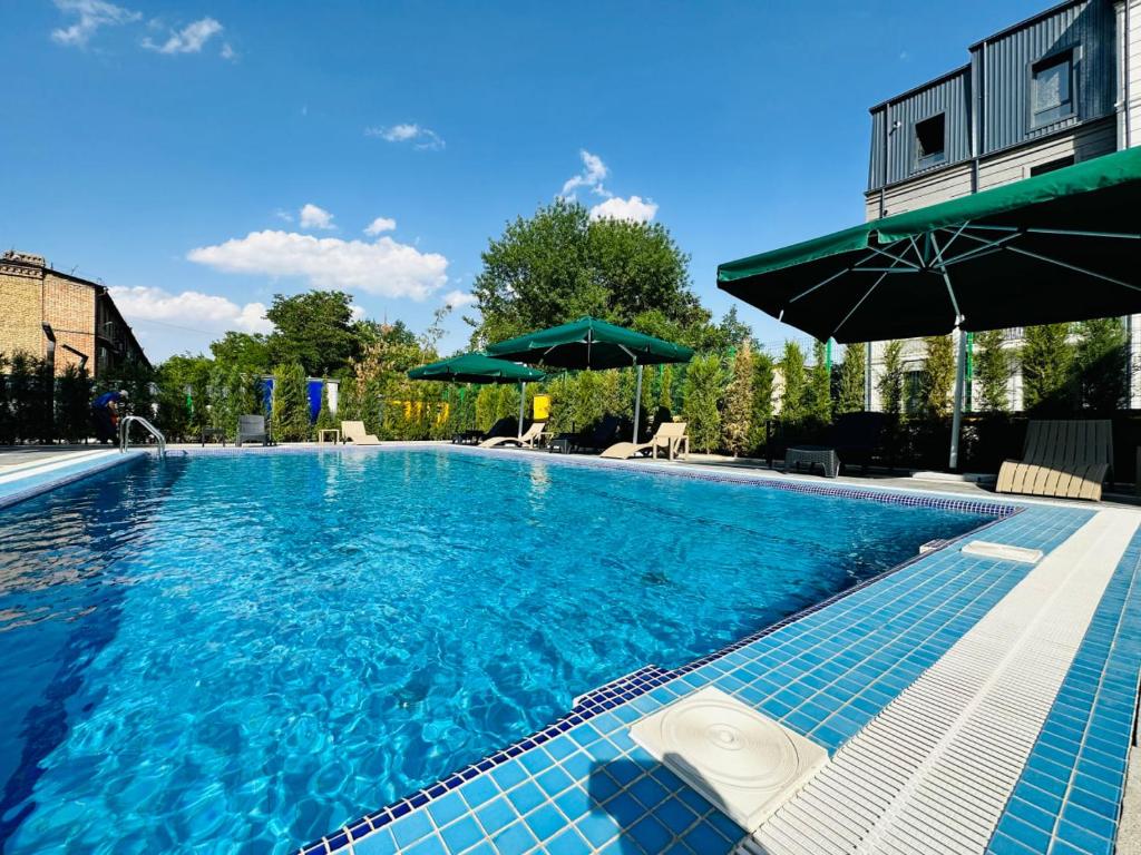 Rich Park Hotel