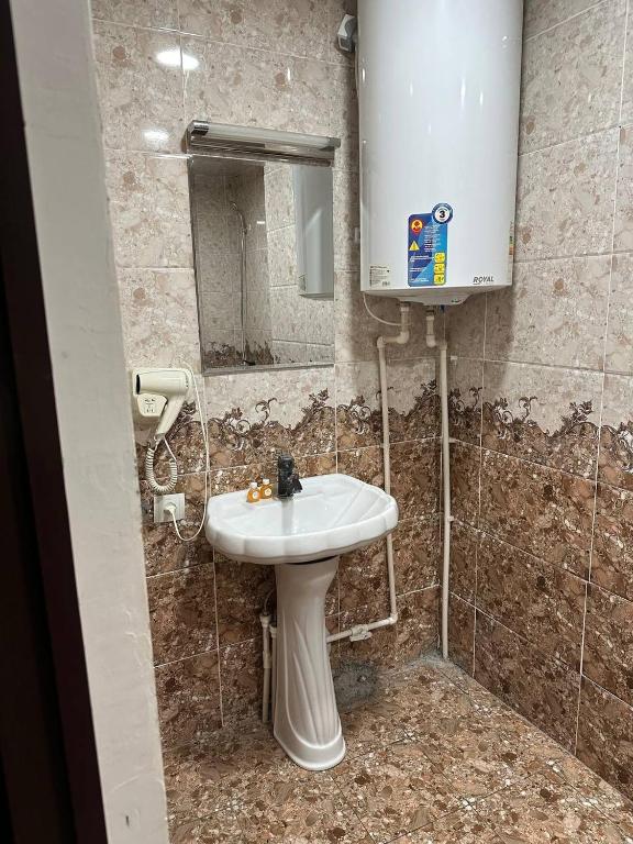 Ilhombek Guest House Hotel