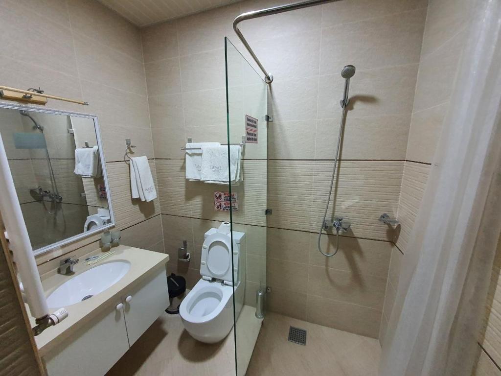 Ideal Hotel