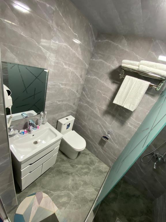 Afruza Hotel