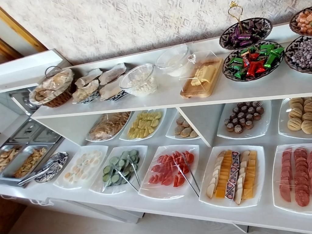 Nazira Guest House
