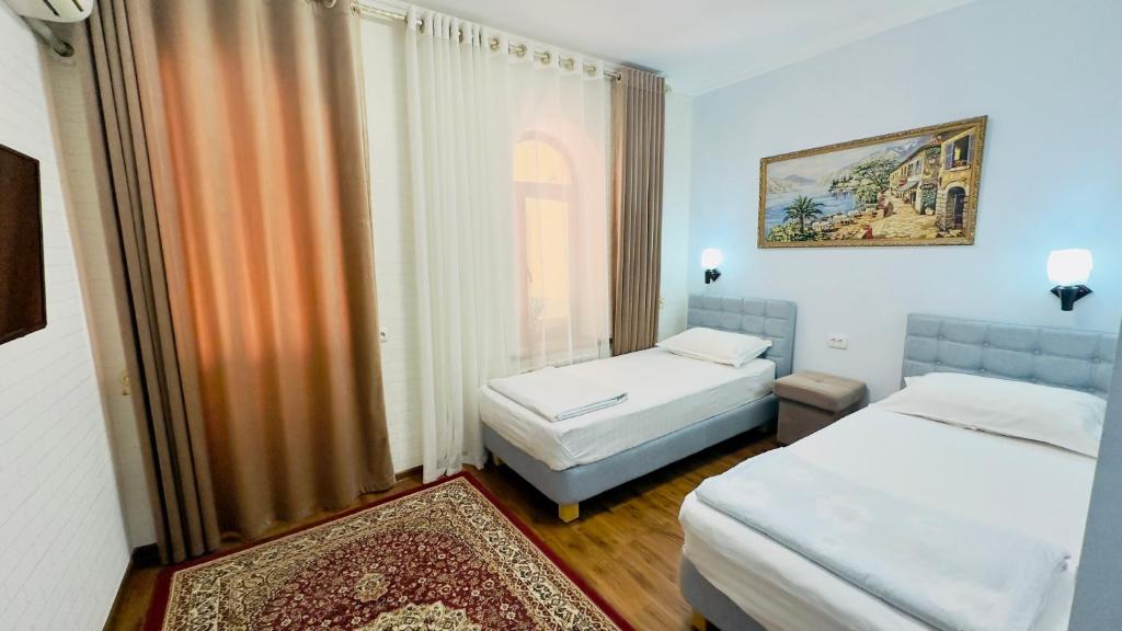 Samarkand Travel Hotel