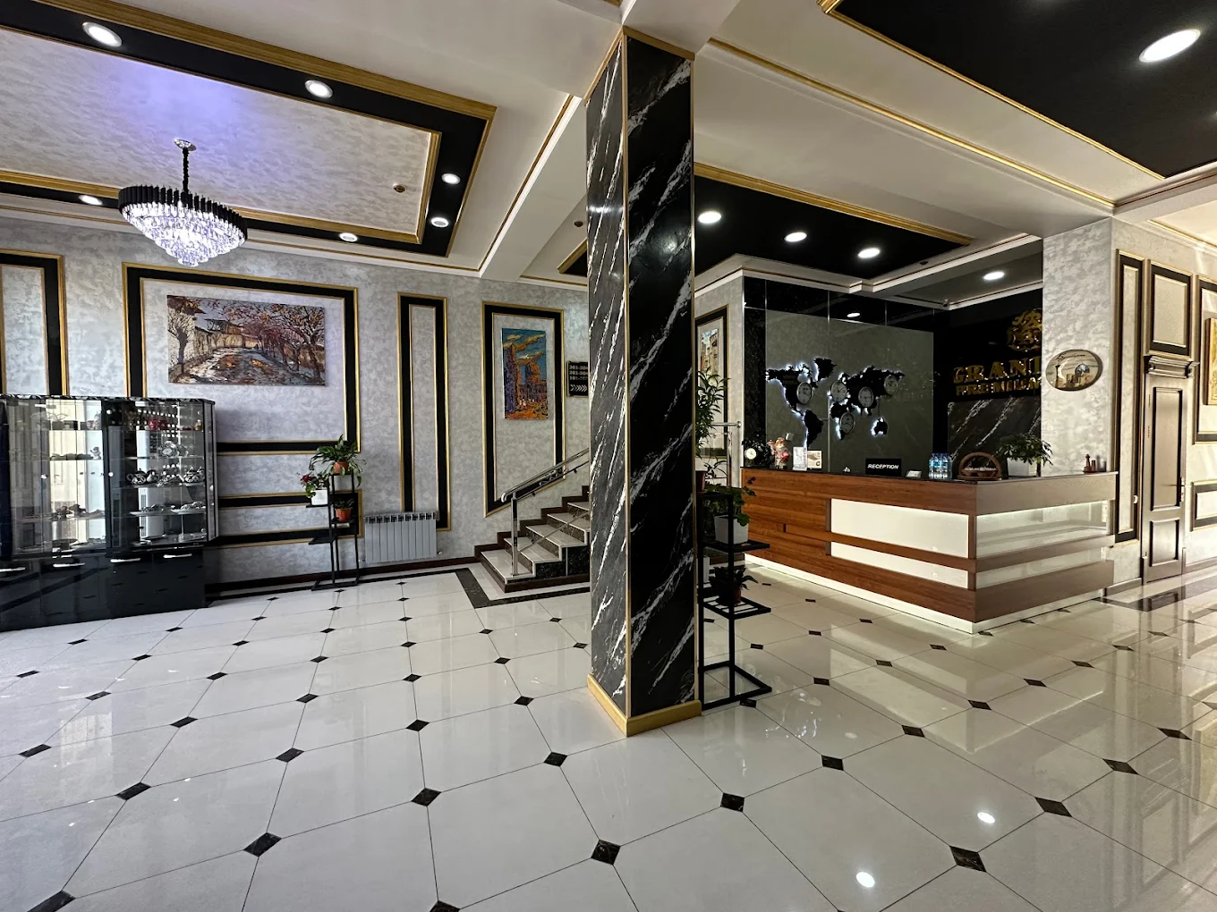 Grand Art Premium Hotel